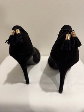 Classic Black Suede Round Pointed-Toe TASSLE HIGH Heels